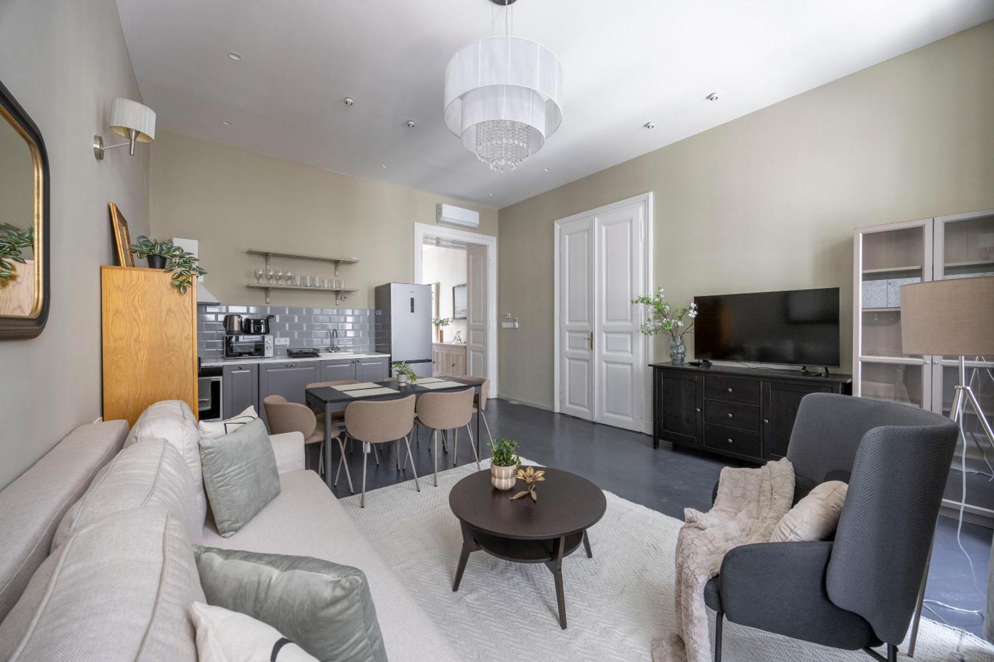 Appartamento Charming Art Deco Style In The Heart Of *