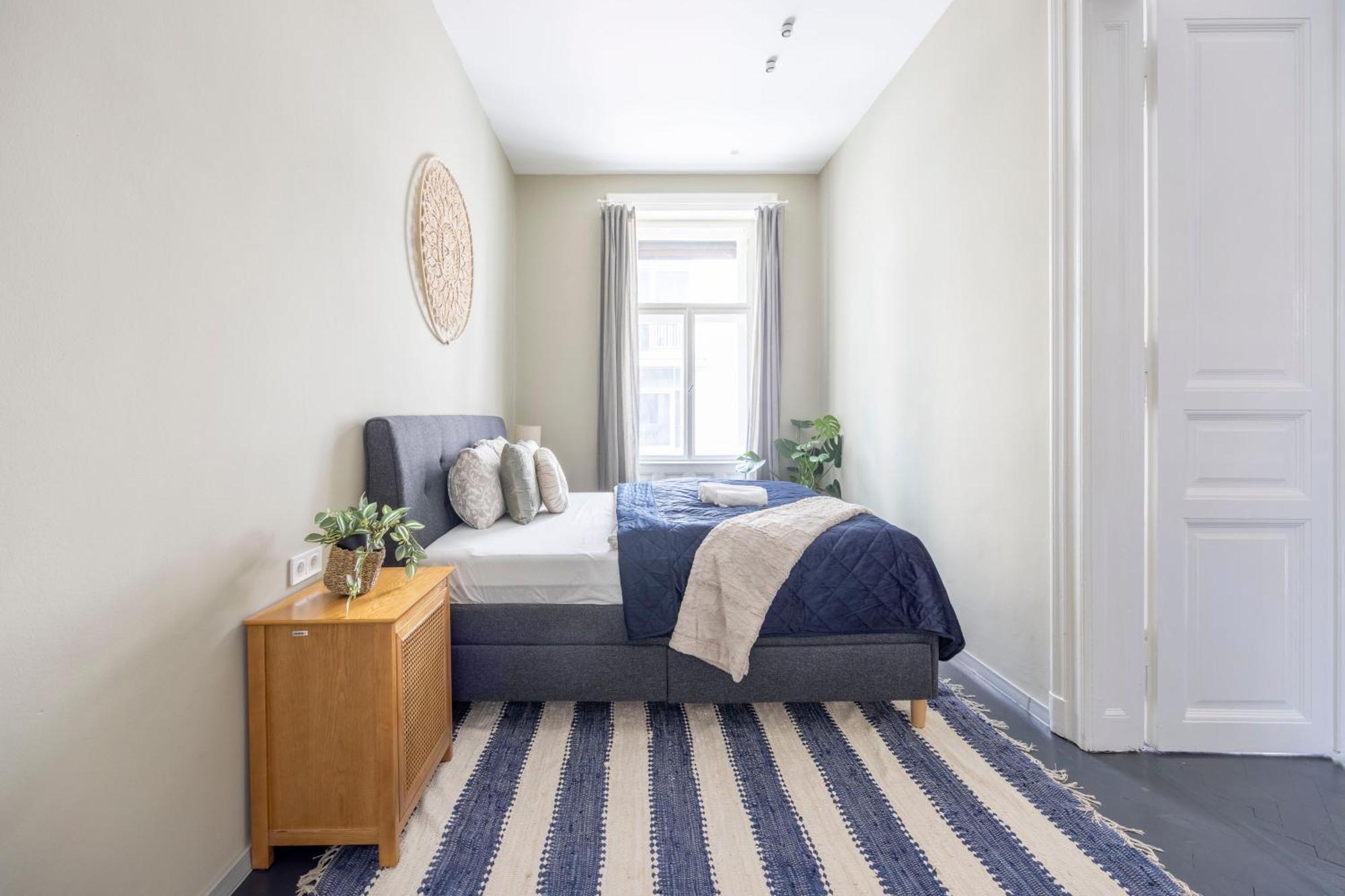 Charming Art Deco Style In The Heart Of